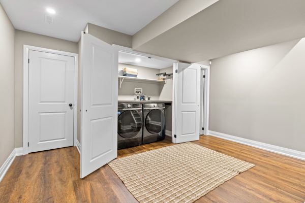 87 BONISTEL CRESCENT