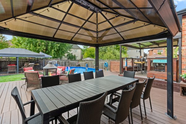 87 BONISTEL CRESCENT