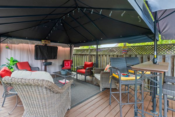 87 BONISTEL CRESCENT