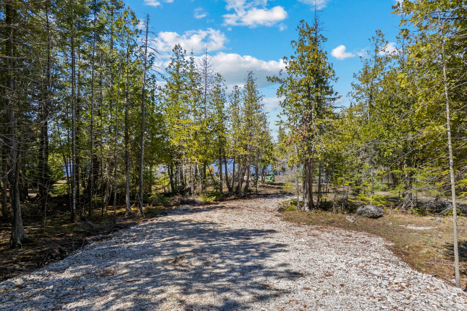 916 DORCAS BAY ROAD
