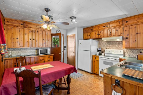 948 DORCAS BAY RD