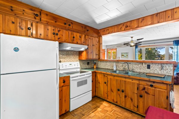 948 DORCAS BAY RD