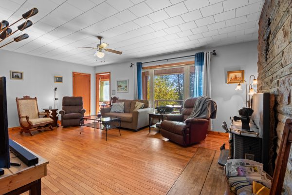 948 DORCAS BAY RD