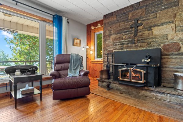 948 DORCAS BAY RD