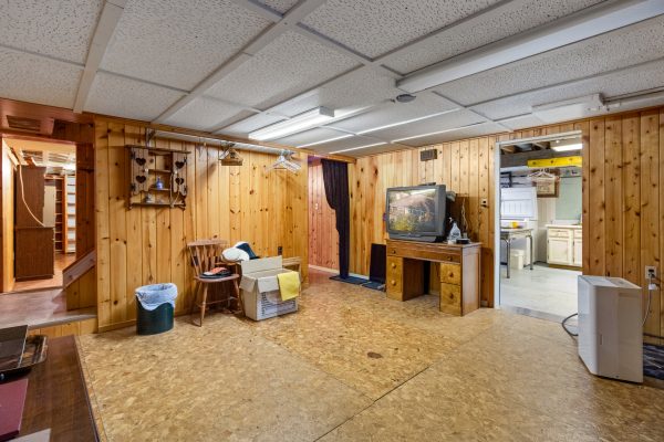 948 DORCAS BAY RD