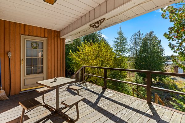 948 DORCAS BAY RD