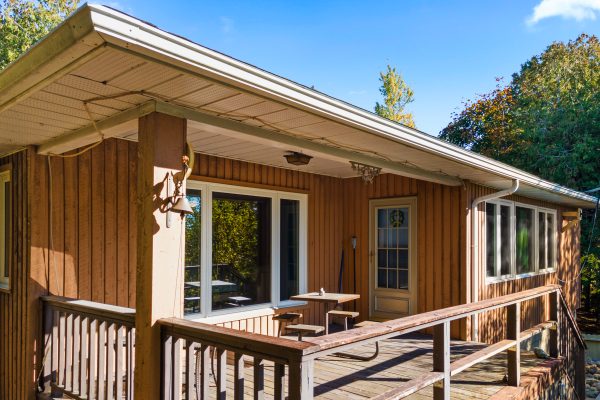 948 DORCAS BAY RD