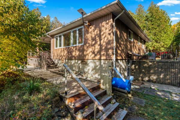948 DORCAS BAY RD