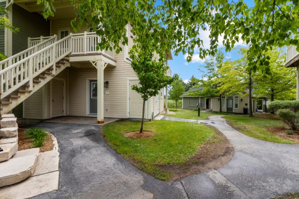 122 - 125 FAIRWAY COURT