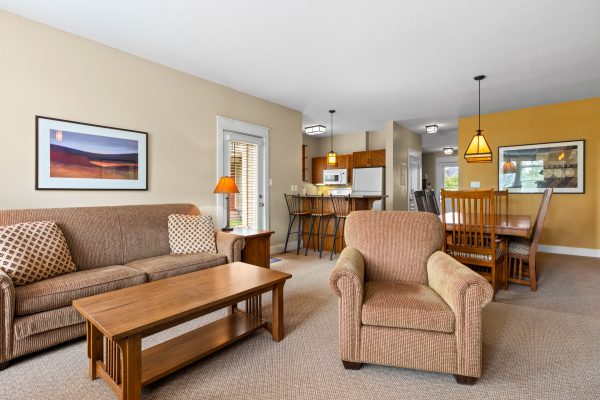 122 - 125 FAIRWAY COURT
